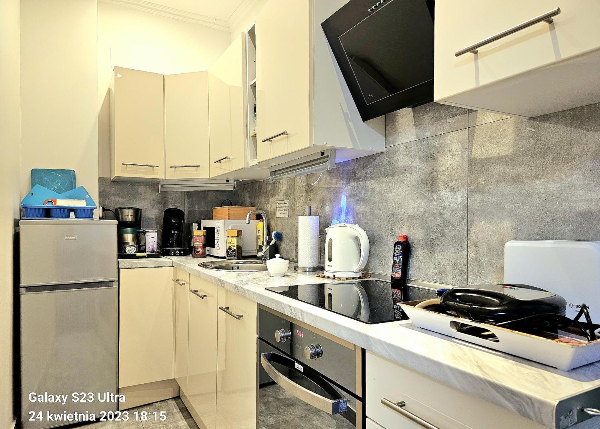 Gaj Apartment - Air Condition, Free Parking クラクフ 部屋 写真